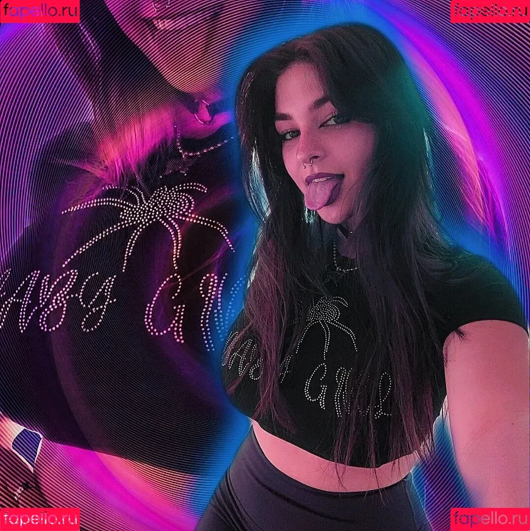 Sarah Lynne Marie Onlyfans Photo Gallery 