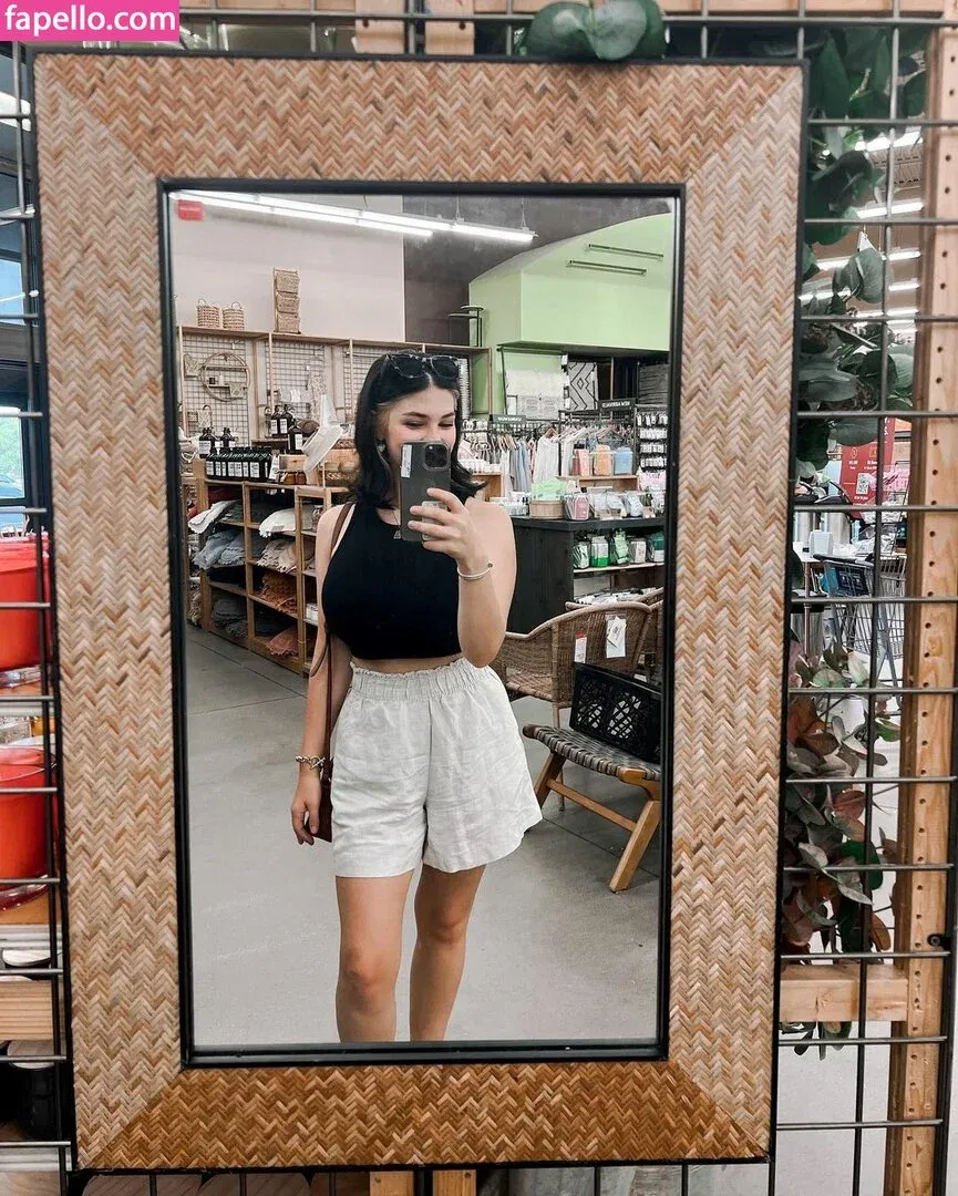 Sarah Lynne Marie Onlyfans Photo Gallery 