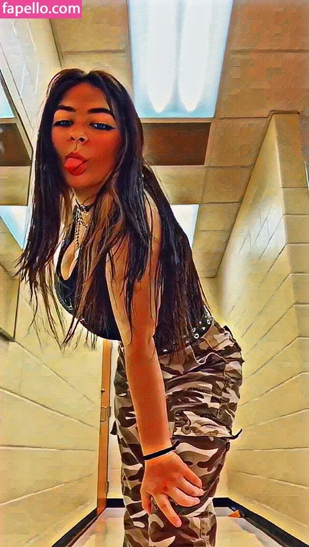 Sarah Lynne Marie Onlyfans Photo Gallery 