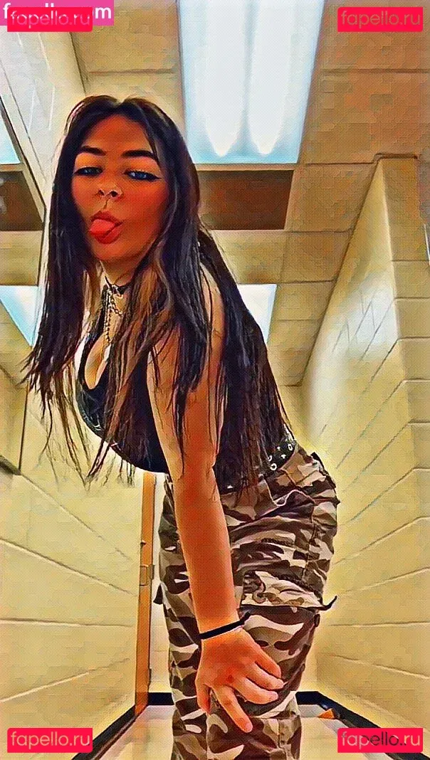 Sarah Lynne Marie Onlyfans Photo Gallery 