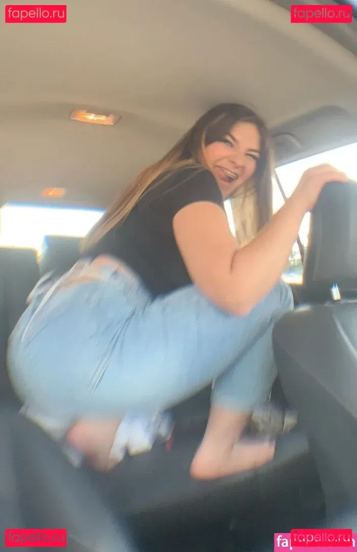 Sarah Lynne Marie Onlyfans Photo Gallery 