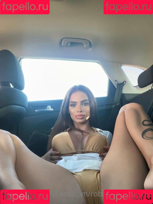 Roberta Maria Onlyfans Photo Gallery 