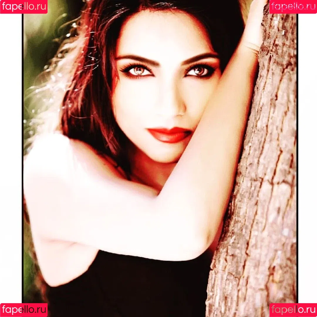 Zoya Rathore Onlyfans Photo Gallery 