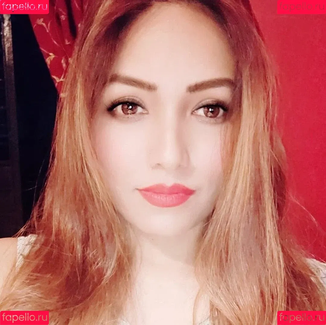 Zoya Rathore Onlyfans Photo Gallery 