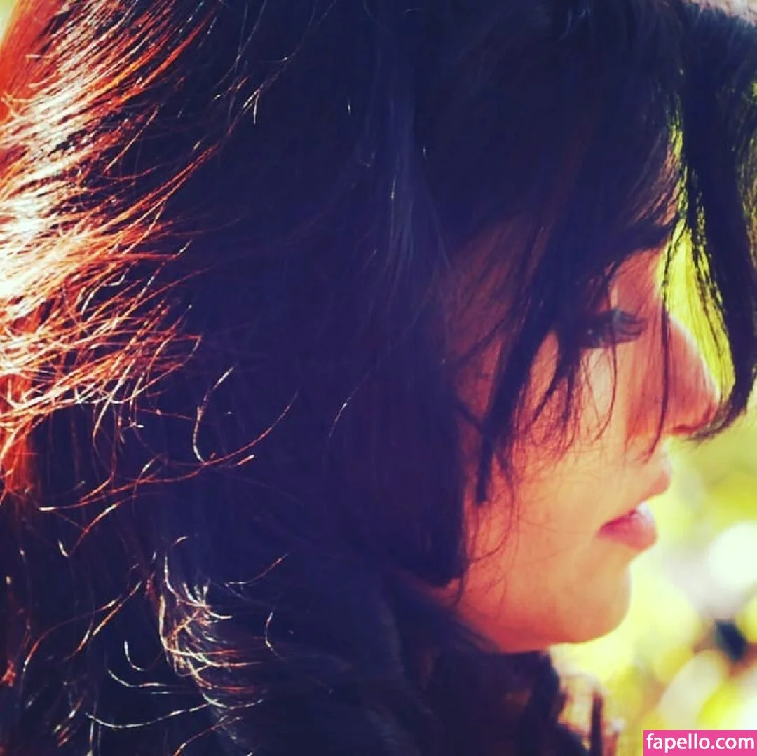 Zoya Rathore Onlyfans Photo Gallery 