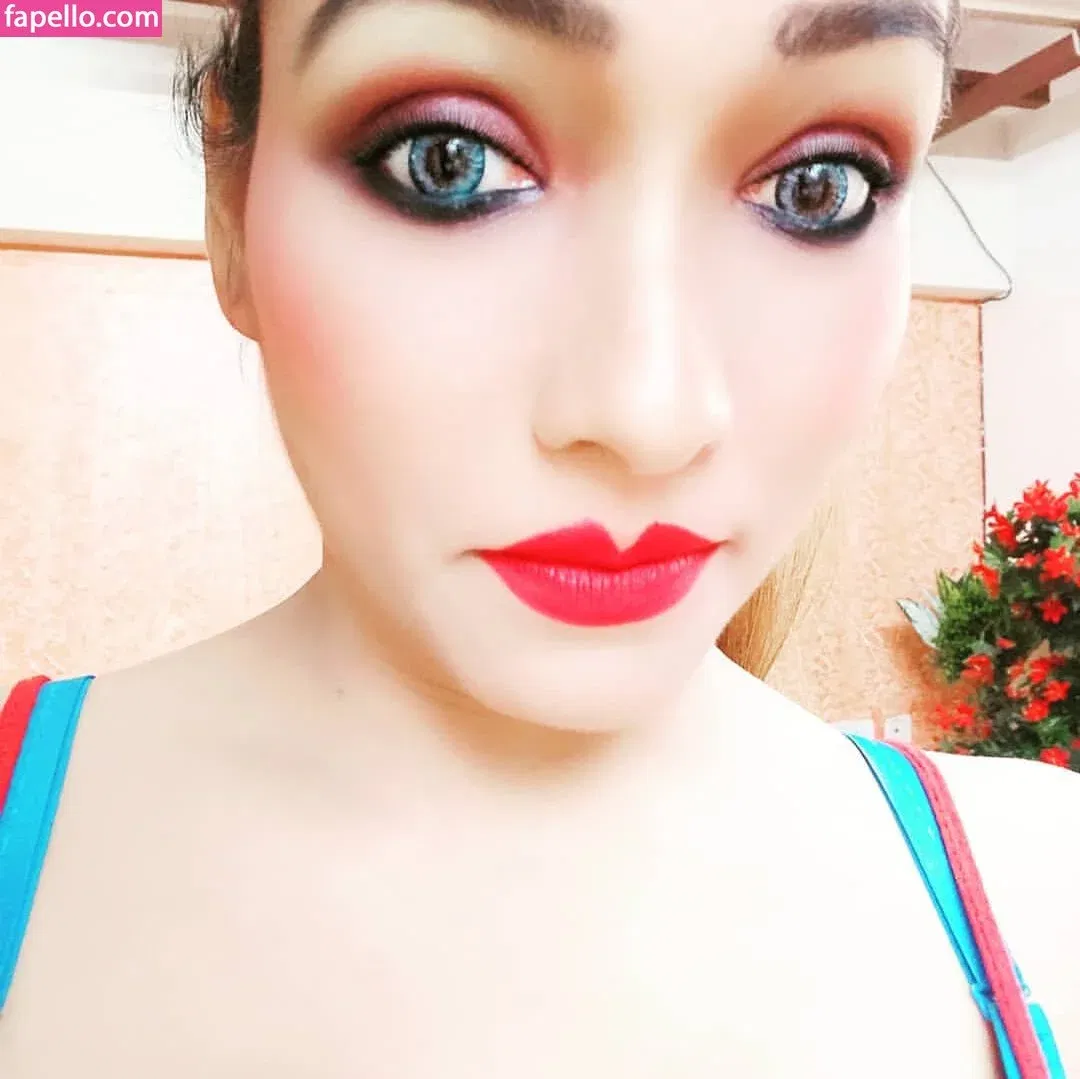 Zoya Rathore Onlyfans Photo Gallery 