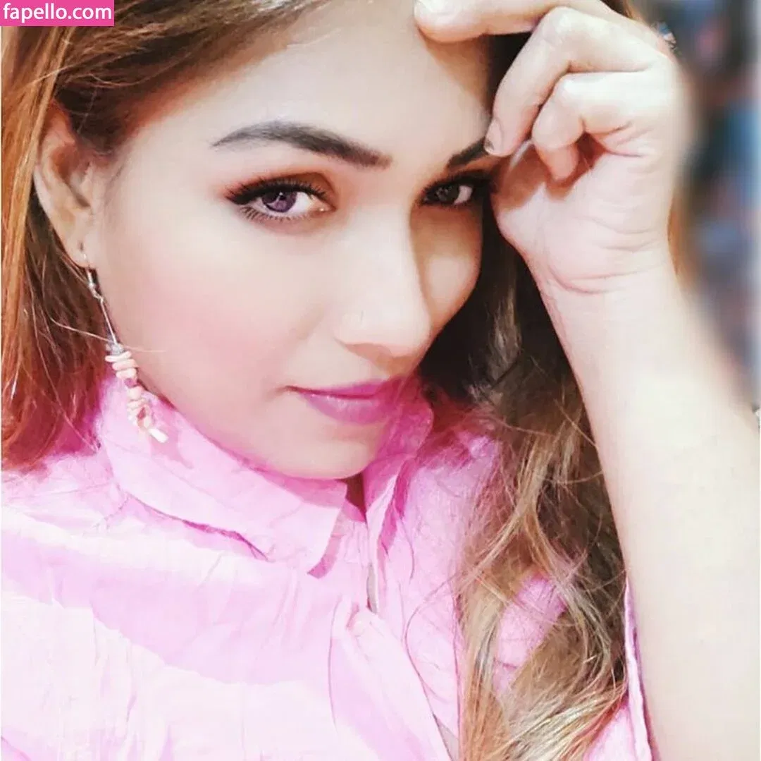 Zoya Rathore Onlyfans Photo Gallery 