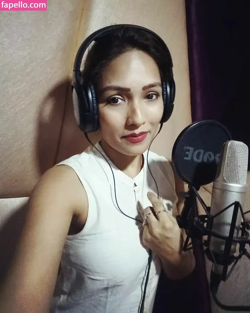 Zoya Rathore Onlyfans Photo Gallery 