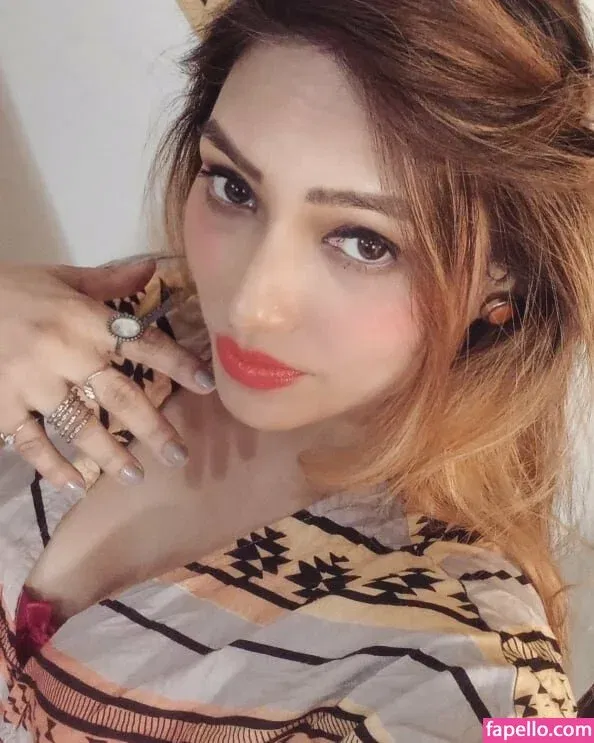 Zoya Rathore Onlyfans Photo Gallery 