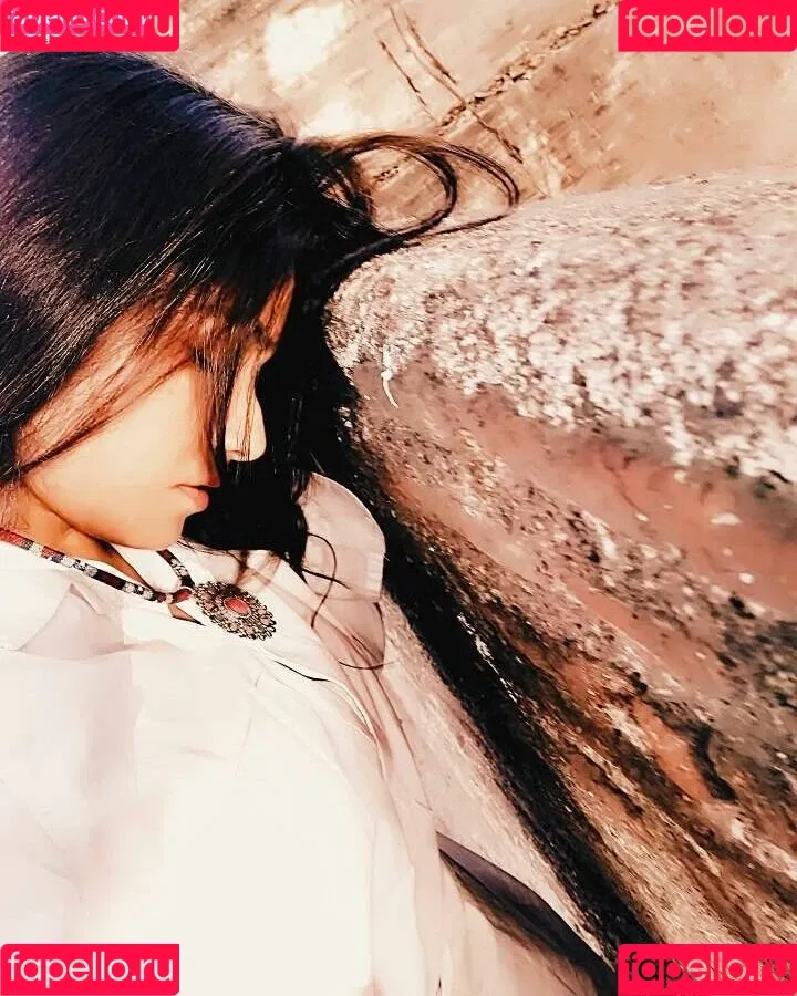 Zoya Rathore Onlyfans Photo Gallery 