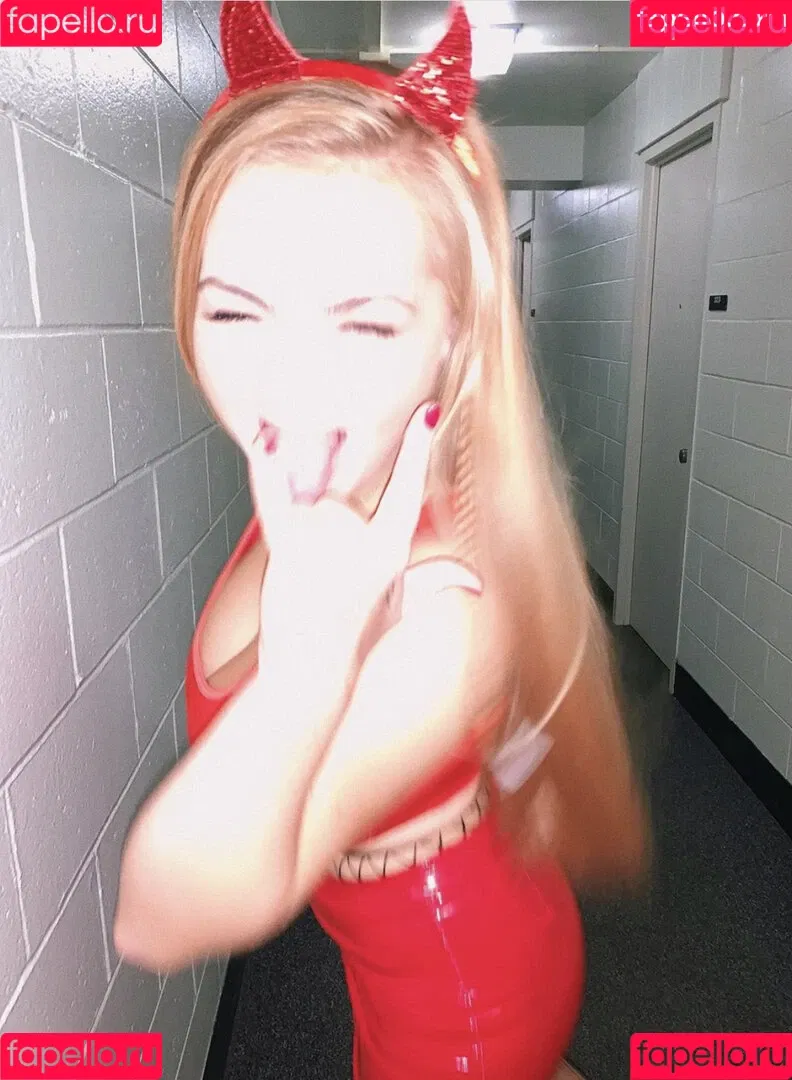 Marina Brooks Onlyfans Photo Gallery 
