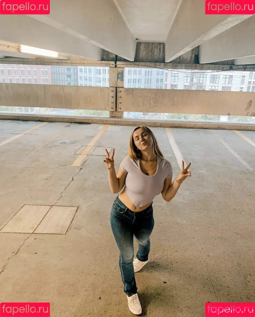 Marina Brooks Onlyfans Photo Gallery 