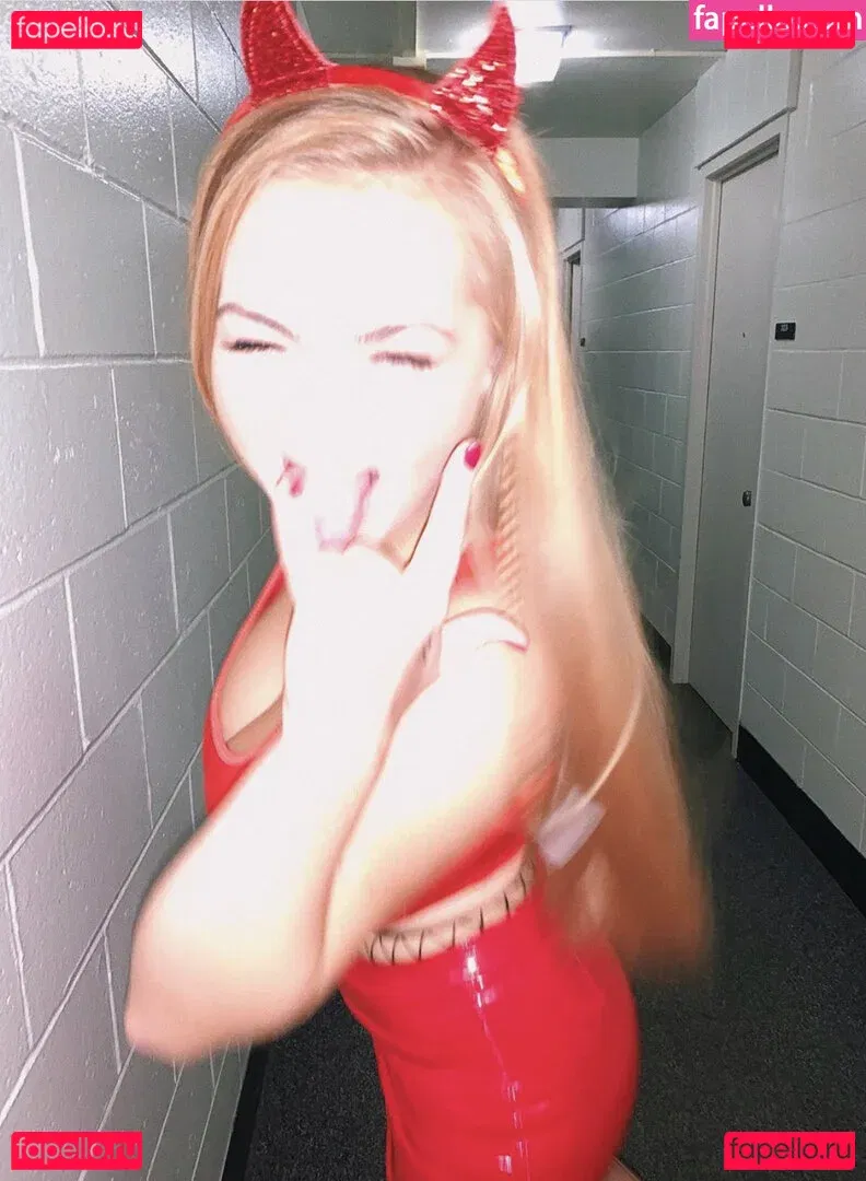 Marina Brooks Onlyfans Photo Gallery 