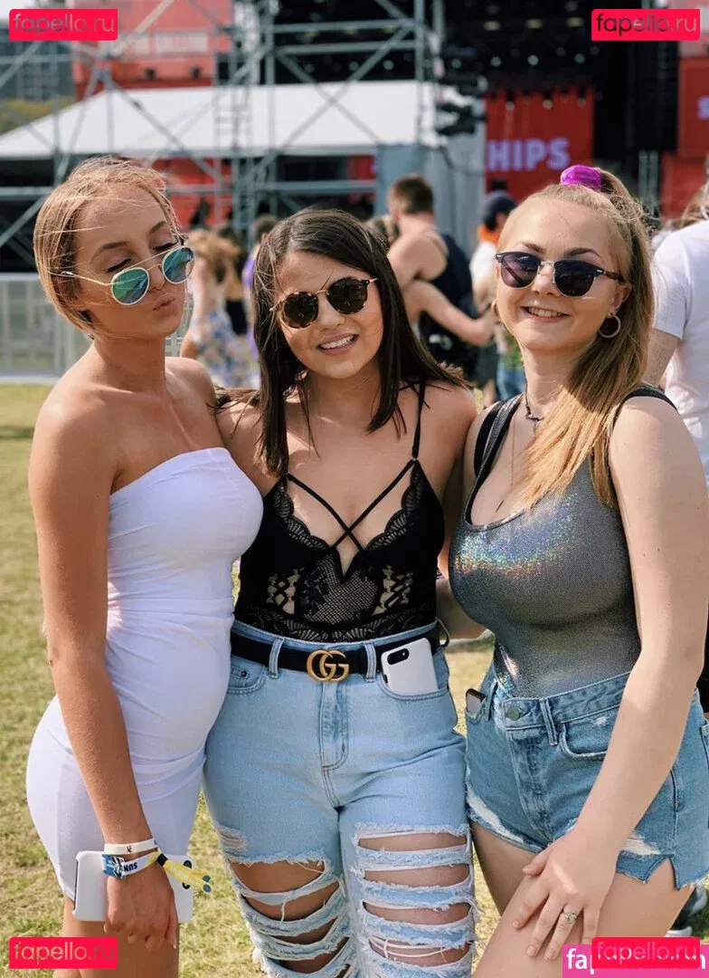 Marina Brooks Onlyfans Photo Gallery 