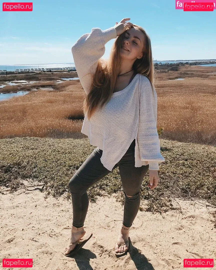 Marina Brooks Onlyfans Photo Gallery 