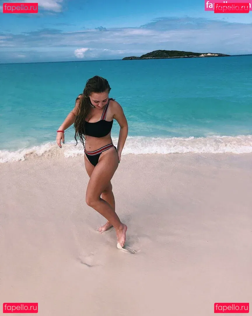 Marina Brooks Onlyfans Photo Gallery 