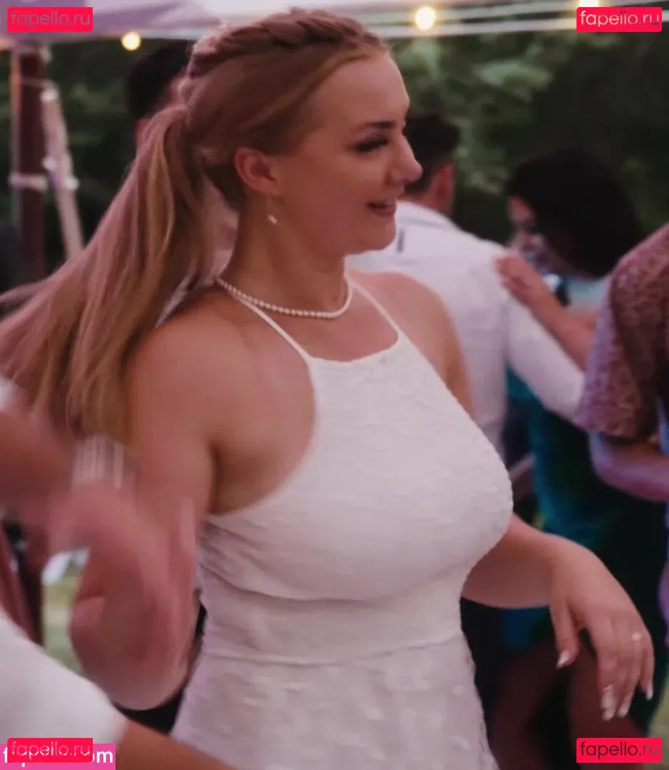 Marina Brooks Onlyfans Photo Gallery 