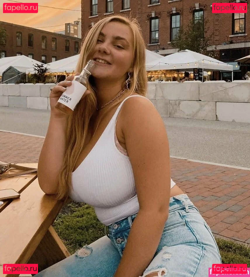 Marina Brooks Onlyfans Photo Gallery 