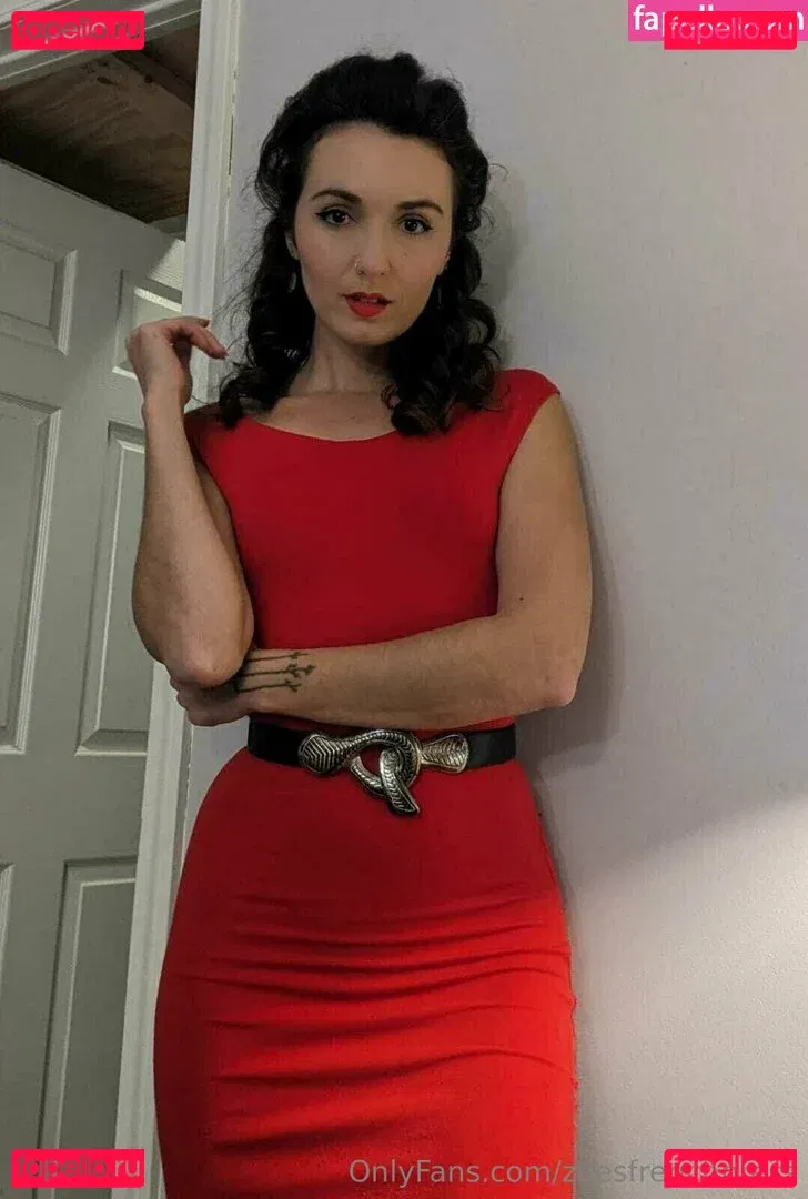zoesfrenchpress Onlyfans Photo Gallery 