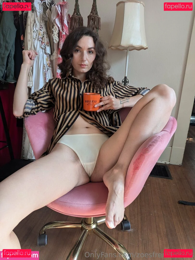 zoesfrenchpress Onlyfans Photo Gallery 