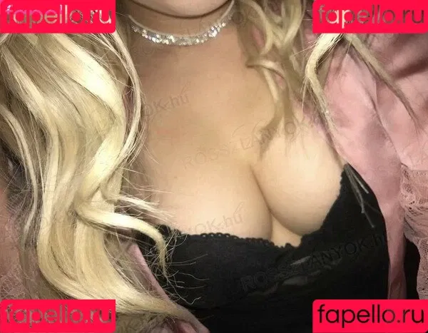 eveliinngy Onlyfans Photo Gallery 