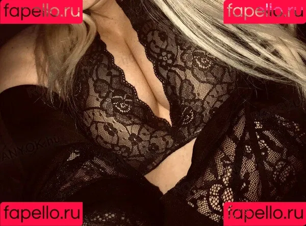 eveliinngy Onlyfans Photo Gallery 