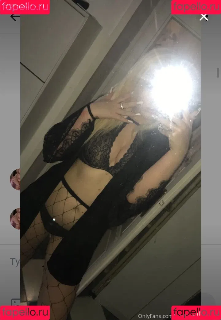 eveliinngy Onlyfans Photo Gallery 