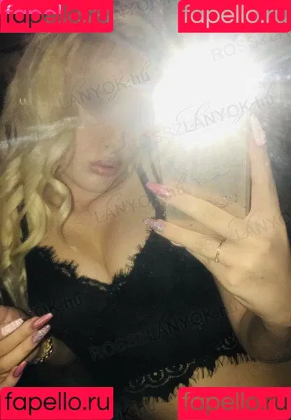 eveliinngy Onlyfans Photo Gallery 