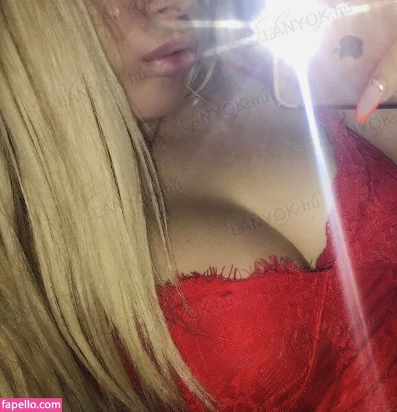 eveliinngy Onlyfans Photo Gallery 