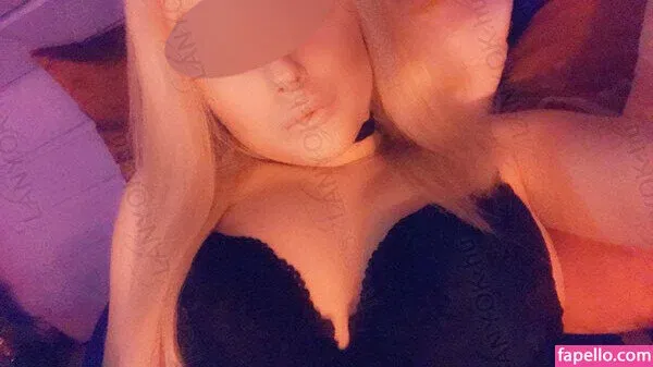 eveliinngy Onlyfans Photo Gallery 