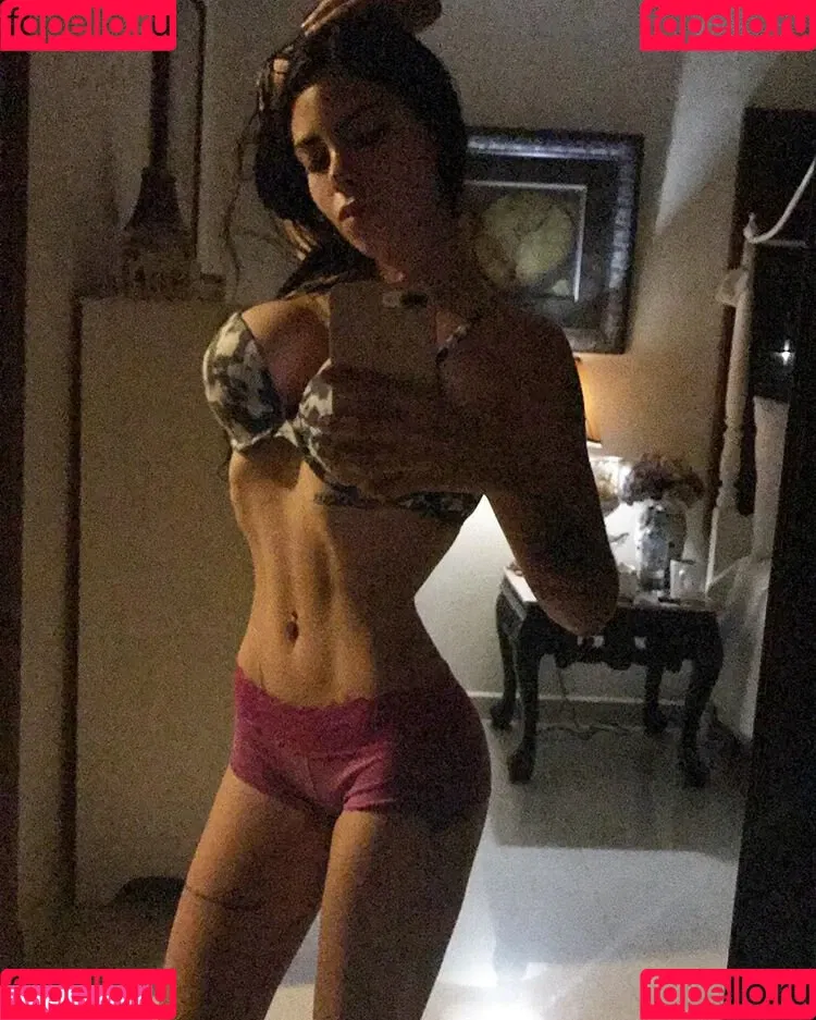 Claudia Guajardo Onlyfans Photo Gallery 
