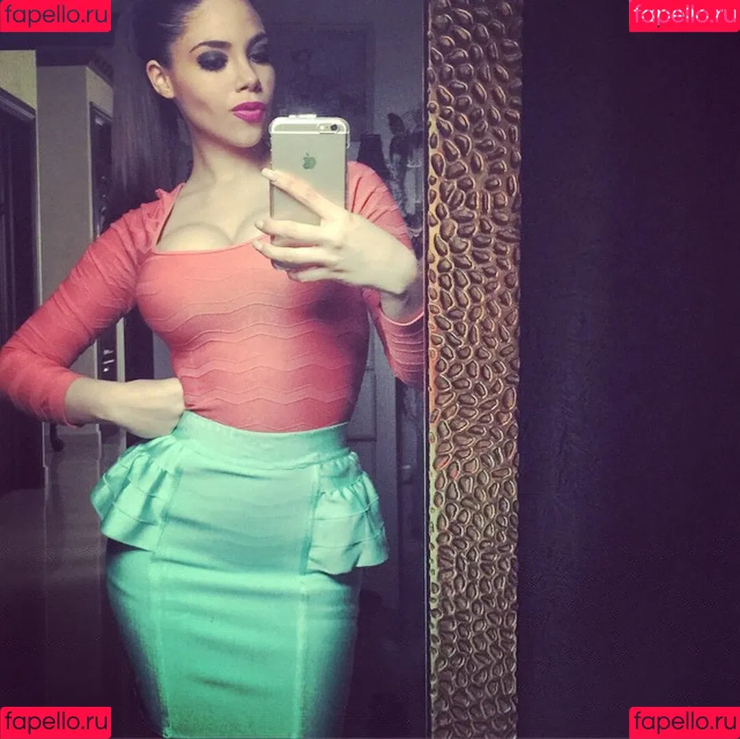 Claudia Guajardo Onlyfans Photo Gallery 