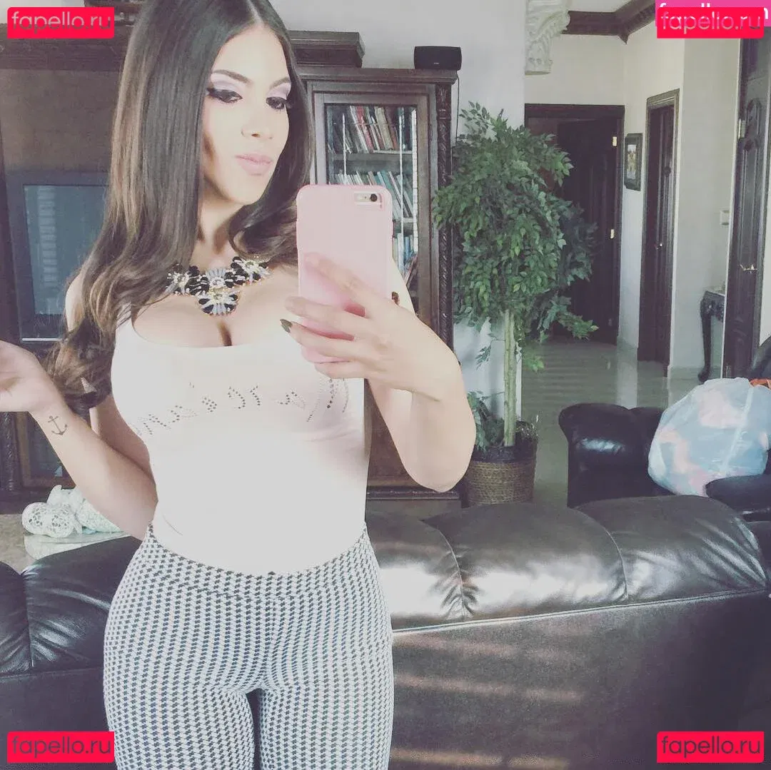 Claudia Guajardo Onlyfans Photo Gallery 