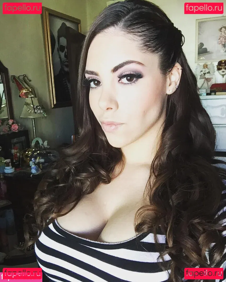 Claudia Guajardo Onlyfans Photo Gallery 