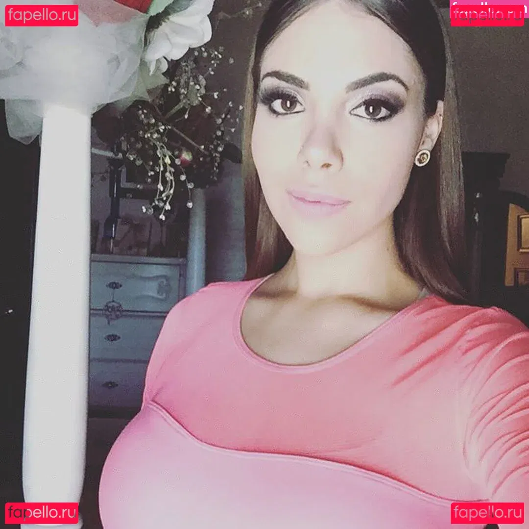 Claudia Guajardo Onlyfans Photo Gallery 