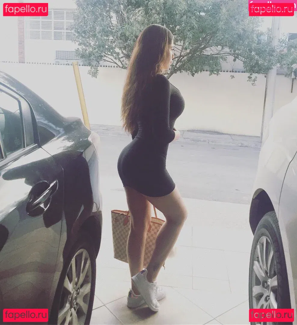 Claudia Guajardo Onlyfans Photo Gallery 