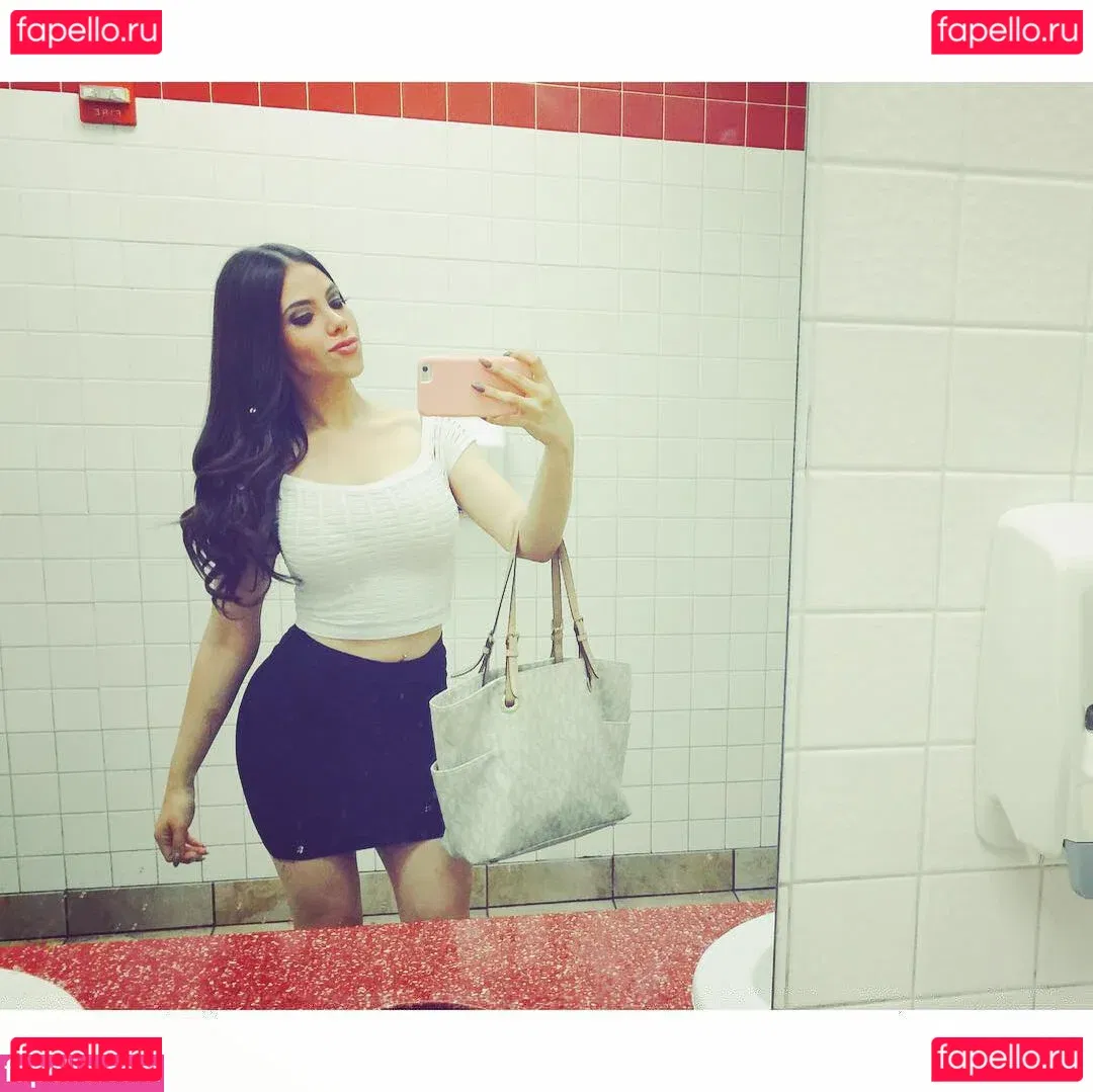 Claudia Guajardo Onlyfans Photo Gallery 