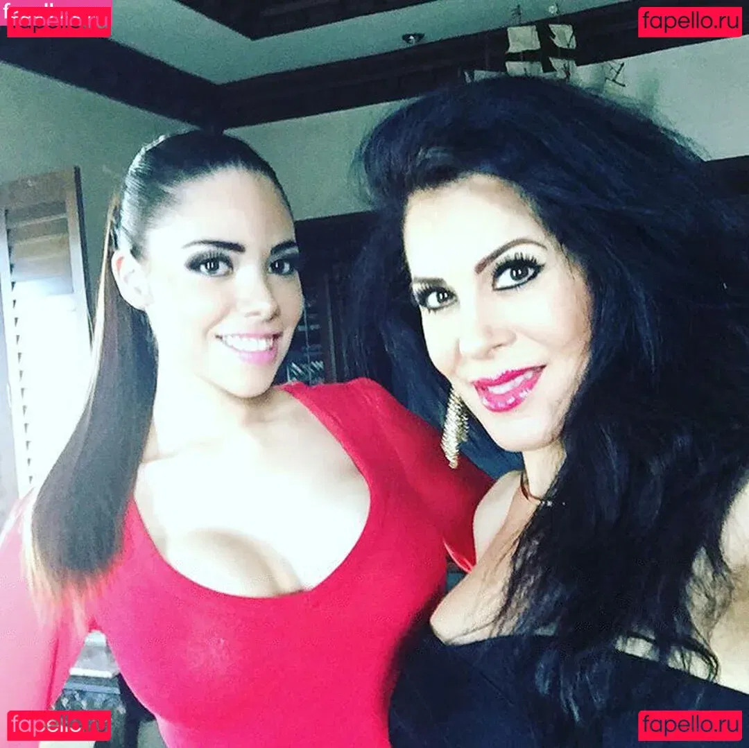 Claudia Guajardo Onlyfans Photo Gallery 