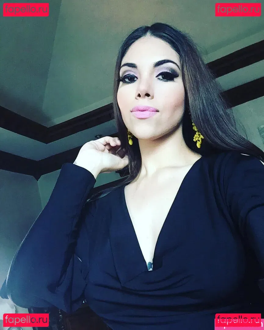 Claudia Guajardo Onlyfans Photo Gallery 