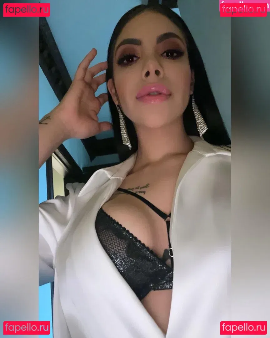 Claudia Guajardo Onlyfans Photo Gallery 