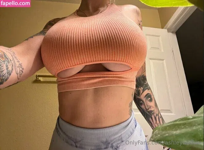 ashleywolfxo Onlyfans Photo Gallery 