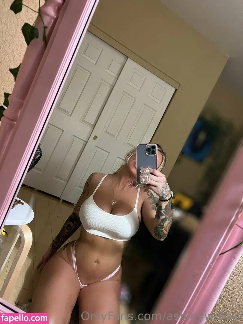 ashleywolfxo Onlyfans Photo Gallery 
