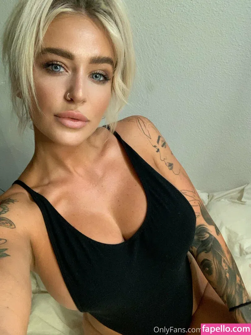 ashleywolfxo Onlyfans Photo Gallery 