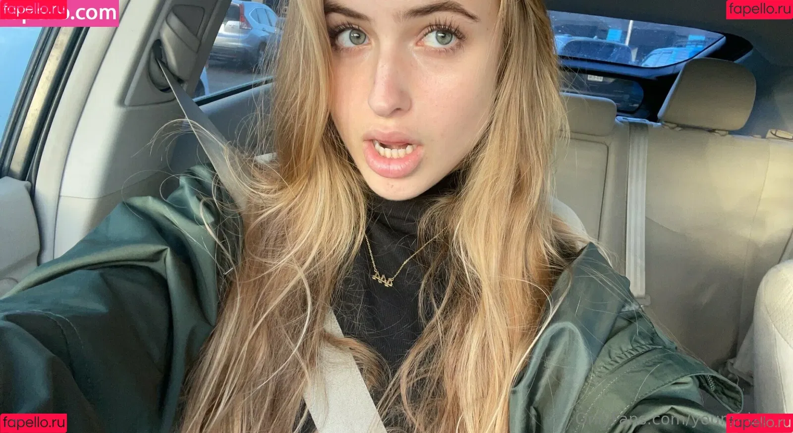 yourgirlzoey Onlyfans Photo Gallery 