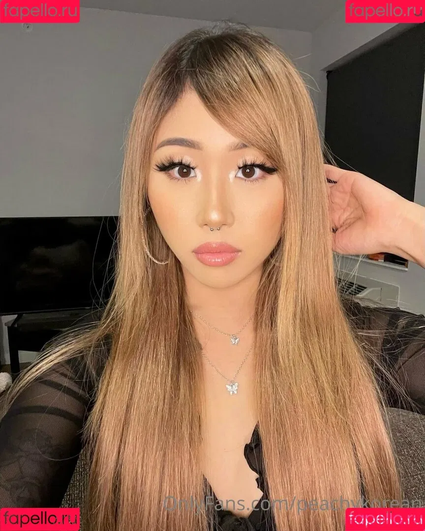 Peachykorean Onlyfans Photo Gallery 