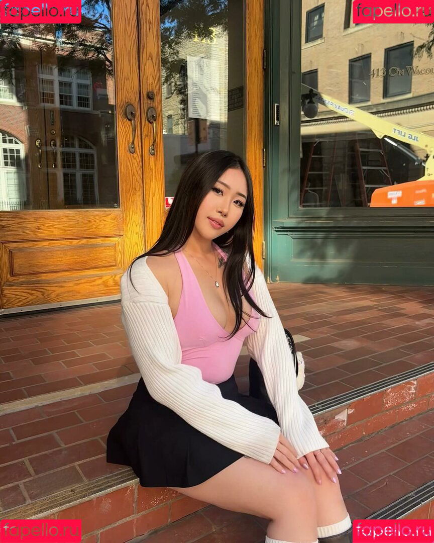 Peachykorean Onlyfans Photo Gallery 