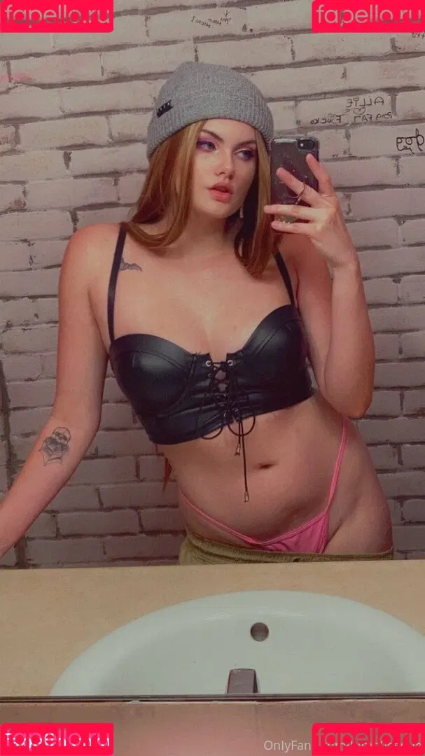 bimb0esque Onlyfans Photo Gallery 