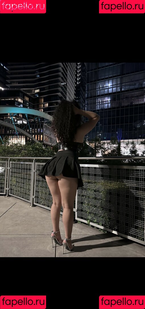 Siarly Onlyfans Photo Gallery 