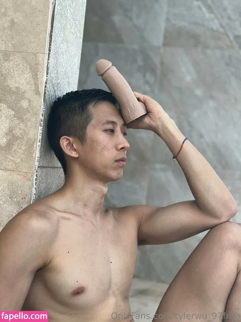 tylerwu_97free Onlyfans Photo Gallery 