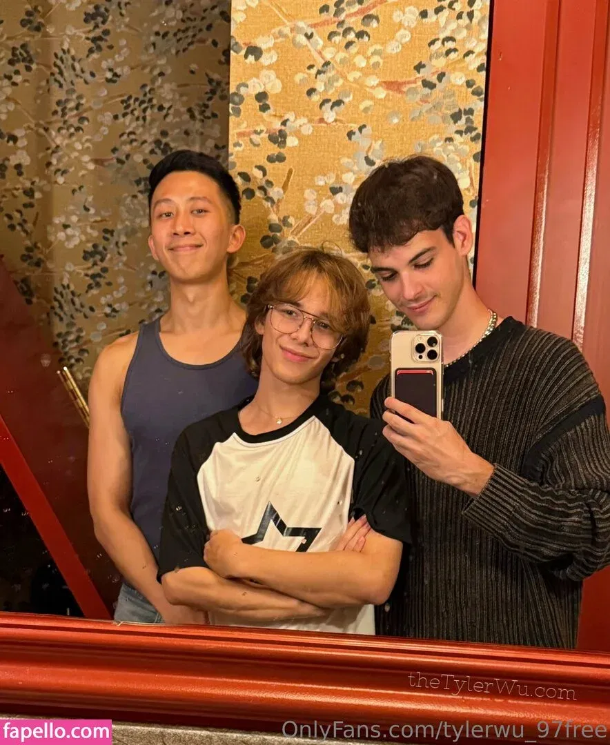 tylerwu_97free Onlyfans Photo Gallery 